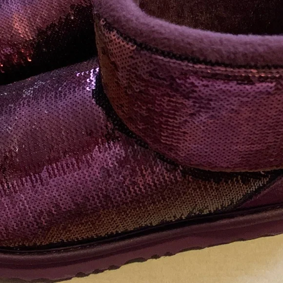 Maroon Girls Glitters Uggs size 5 - Picture 5 of 6